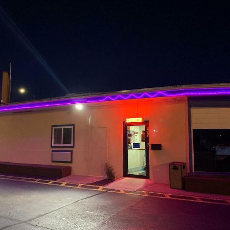 וויצ'יטה Western Holiday Motel מראה חיצוני תמונה