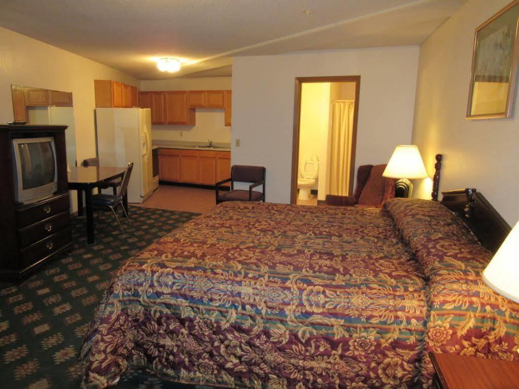 וויצ'יטה Western Holiday Motel מראה חיצוני תמונה